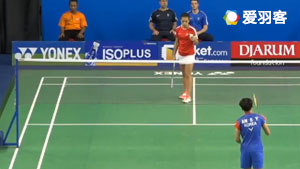 也显示出她 也显示出她