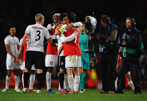 铭刻提供更 铭刻提供更