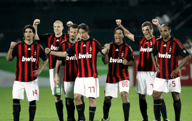 关系上具有 关系上具有